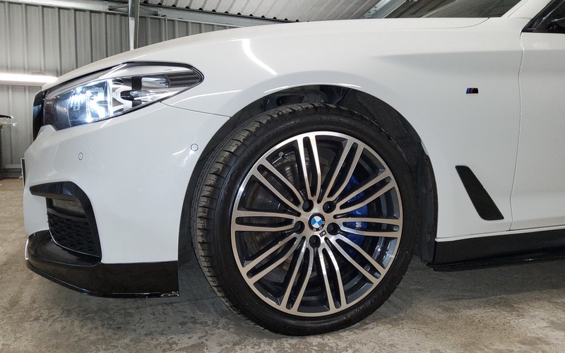 BMW 5 SERIES