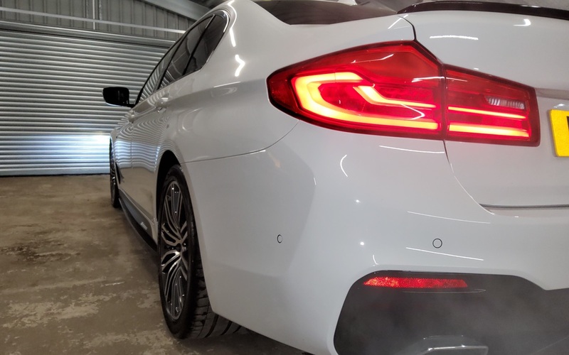 BMW 5 SERIES