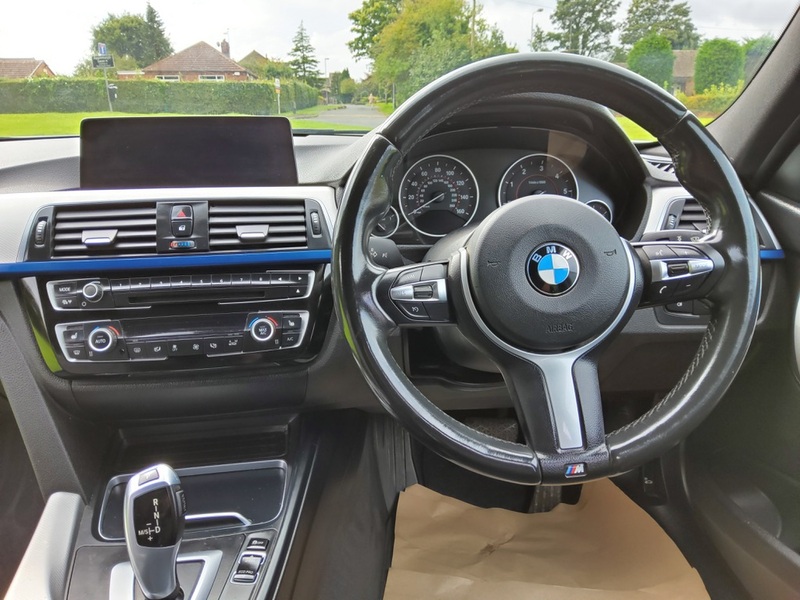 BMW 3 SERIES