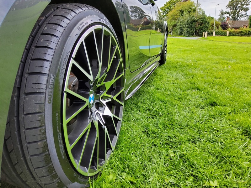 BMW 3 SERIES