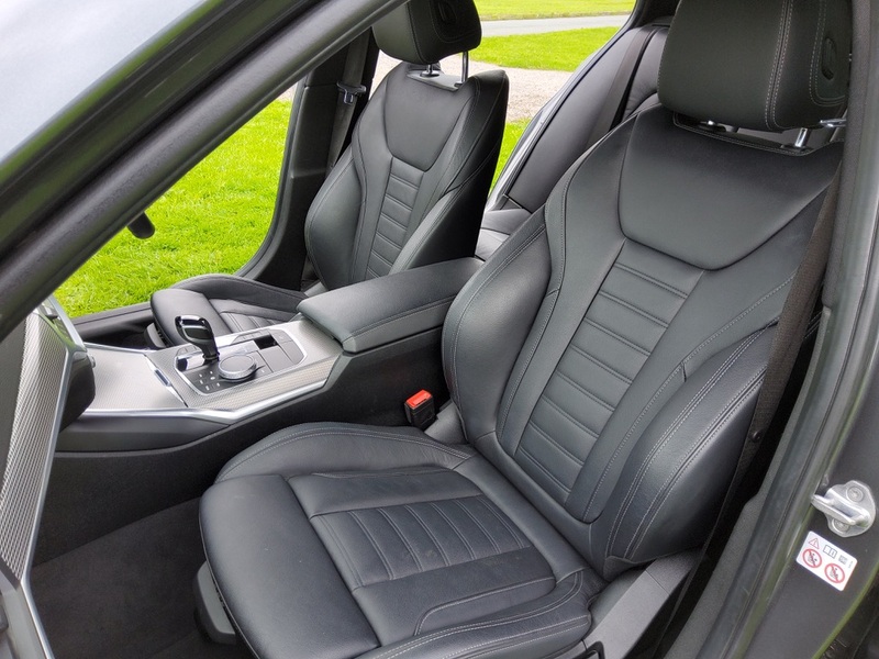 BMW 3 SERIES